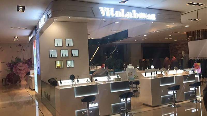 維科生醫護膚品 展柜裝飾(圖1) 維科生醫護膚品 展柜裝飾(圖1)